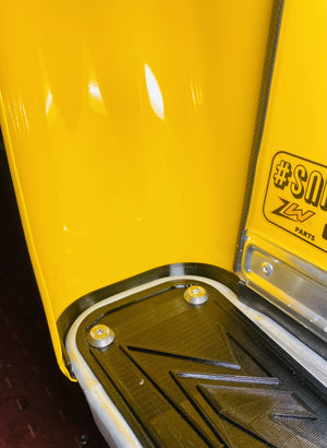 ZW Knieblech Trittschutz